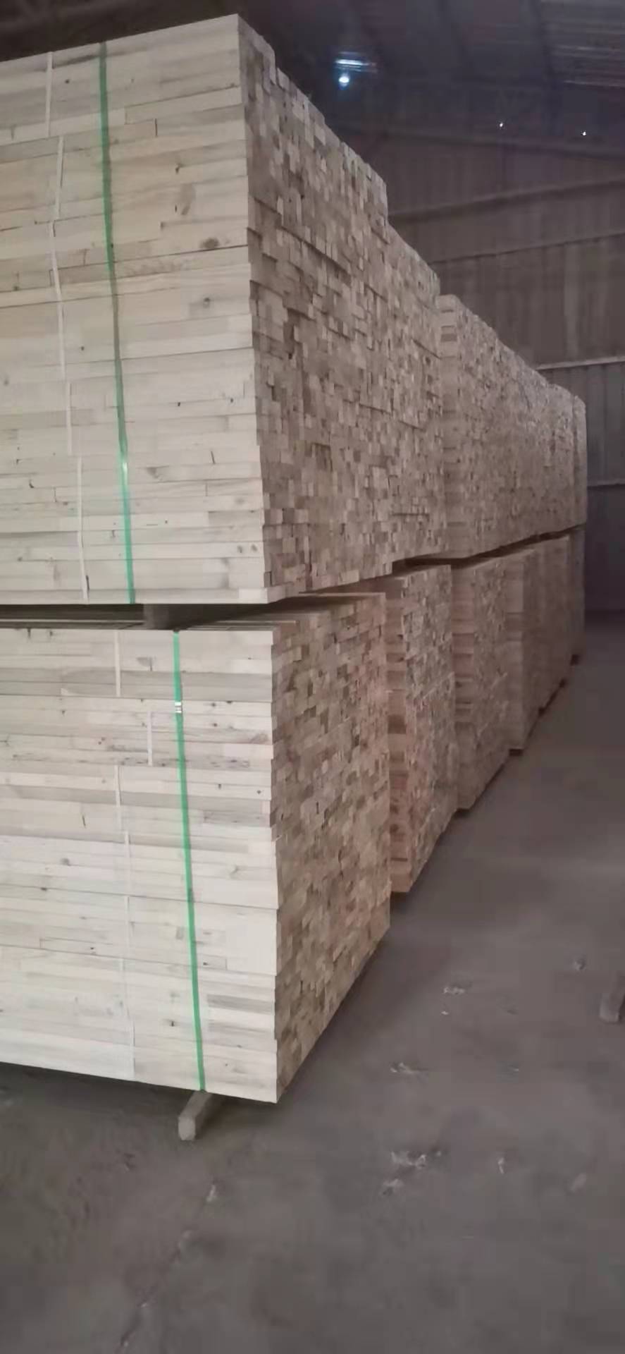 上海门边料木方的生产技巧